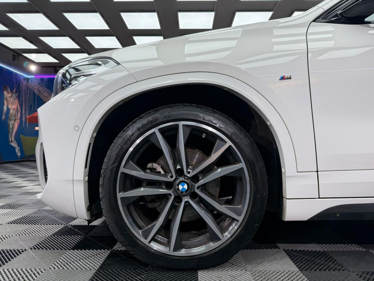 Bmw X2 sDrive18d Goldplay Edition (305)