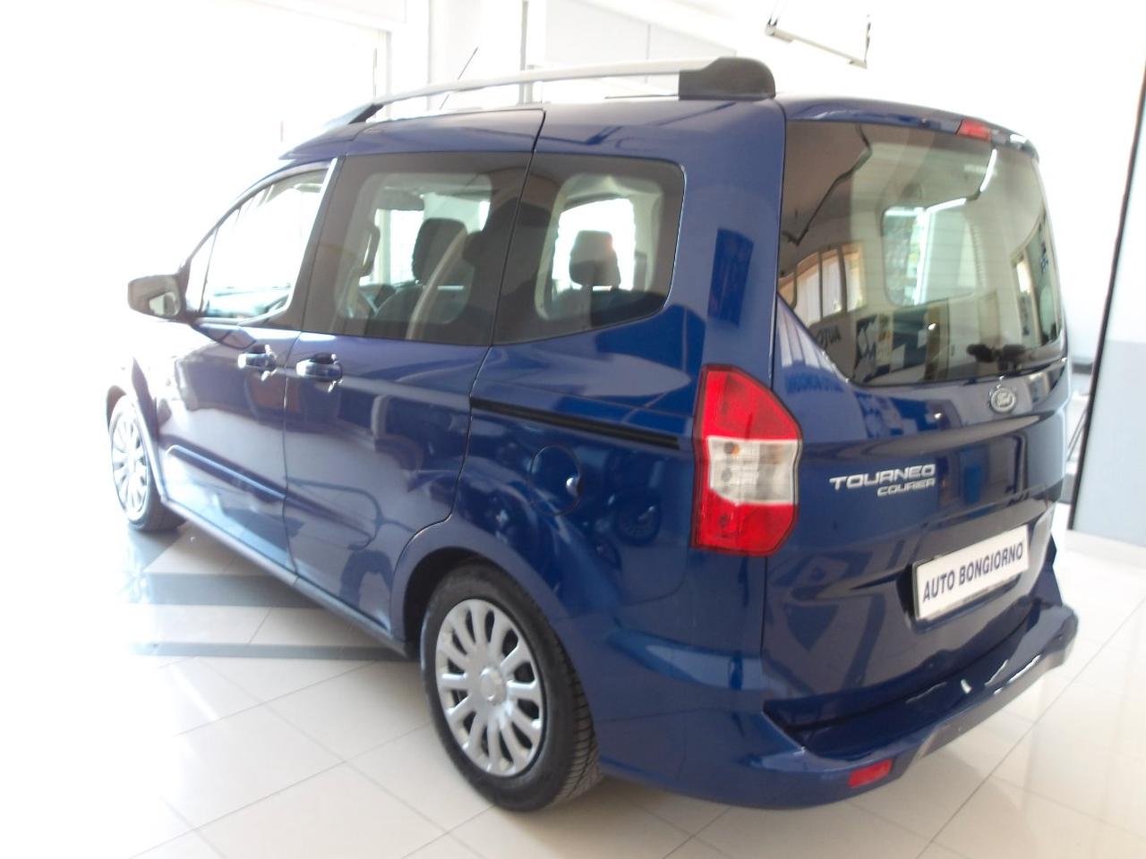 FORD Tourneo Courier 1.5 tdci 75cv titanium E5