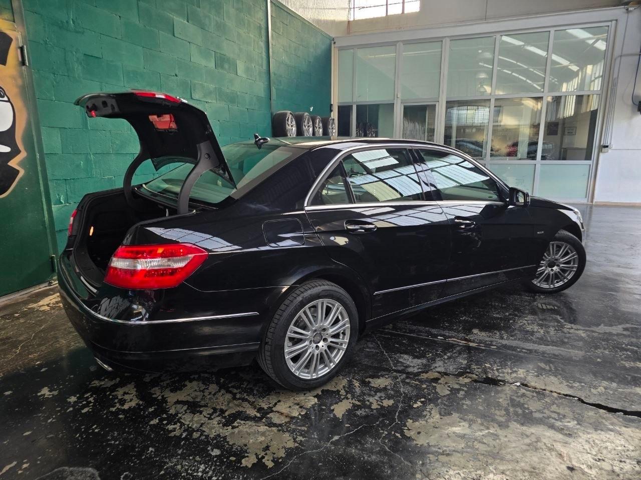 Mercedes-benz E 350 CDI BlueEFFICIENCY Avantgarde AMG