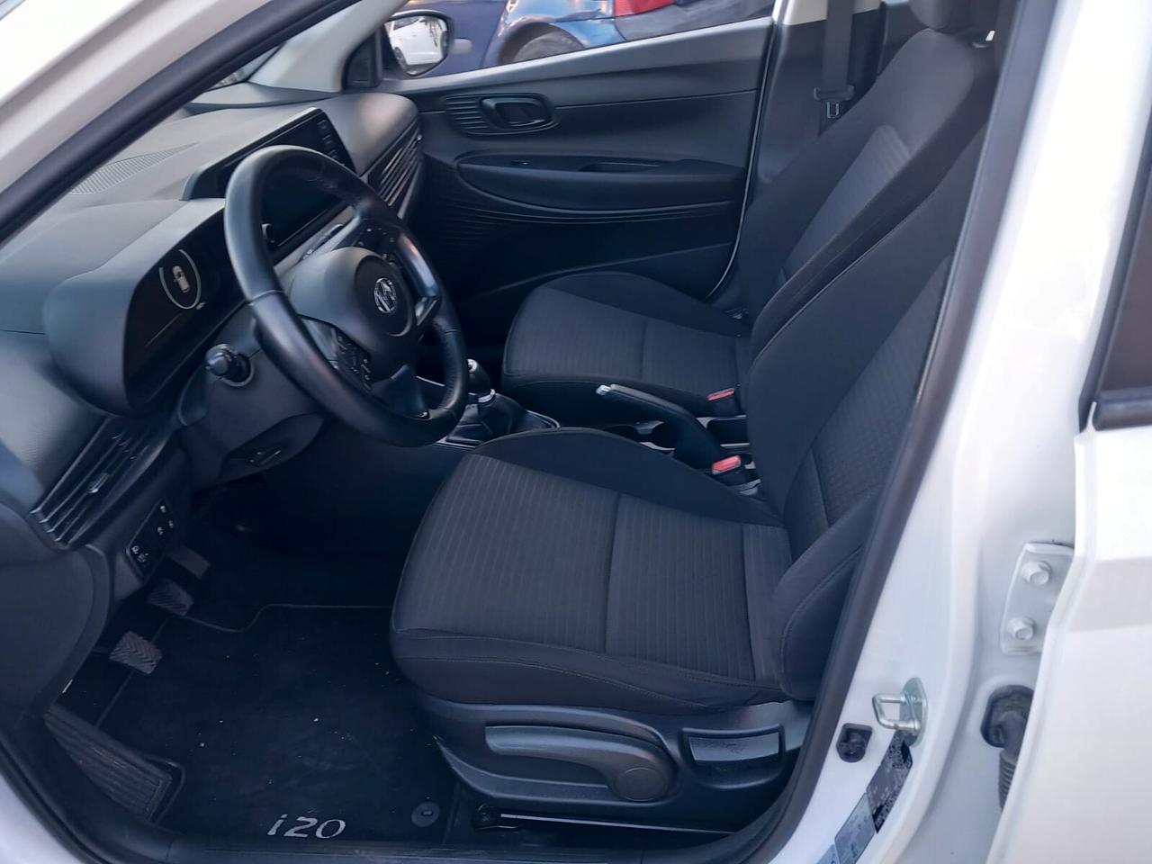 Hyundai i20 anno 2023 km 50000
