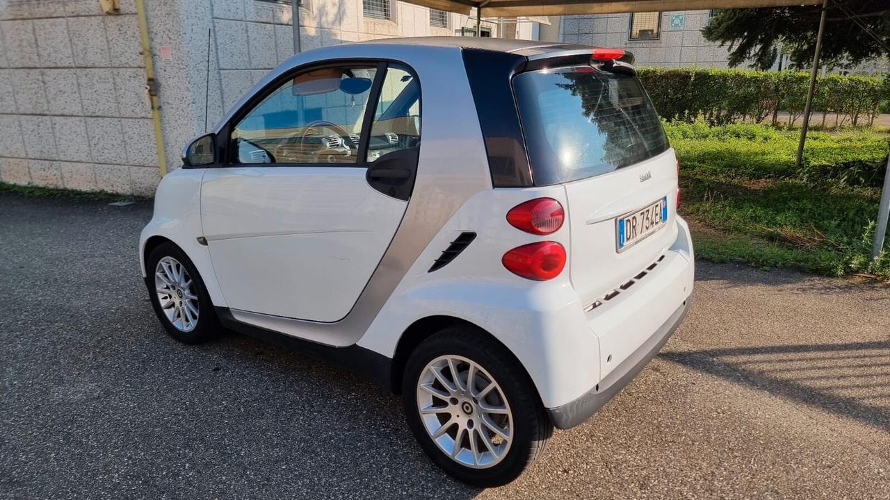 Smart ForTwo 1000 52 kW coupé passion