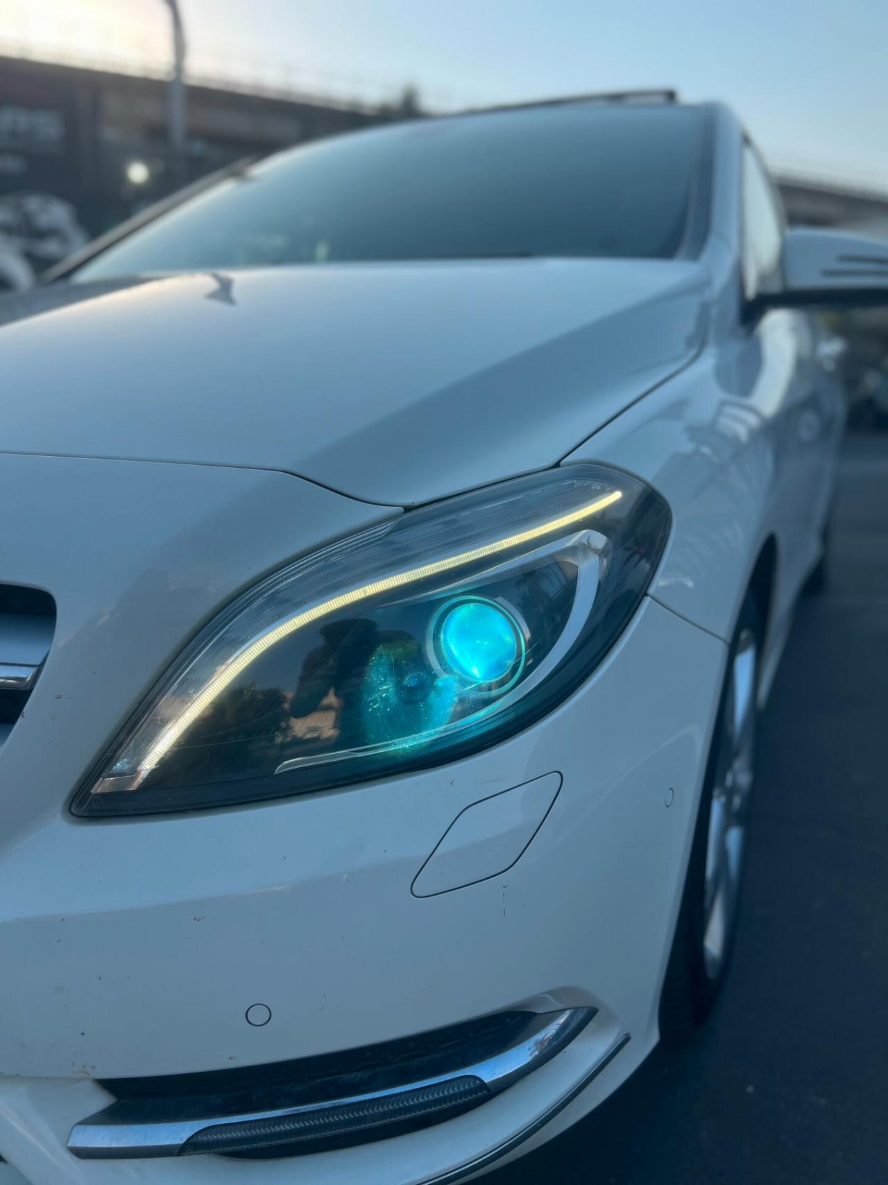 Mercedes Classe B180 TETTO APRIBILE PREMIUM - 2013