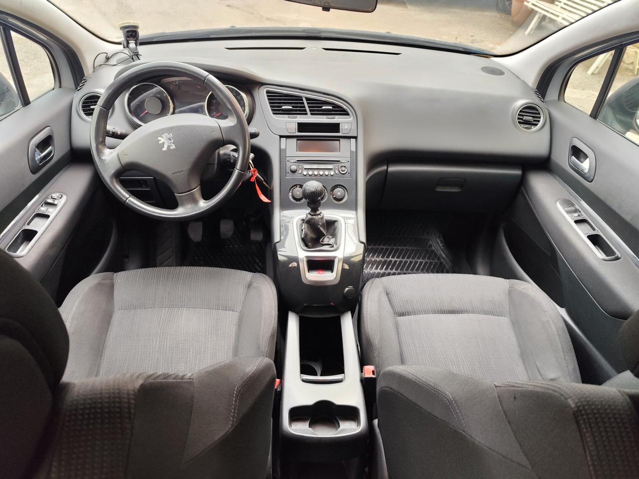 Peugeot 5008 1.6 HDi 112CV Family