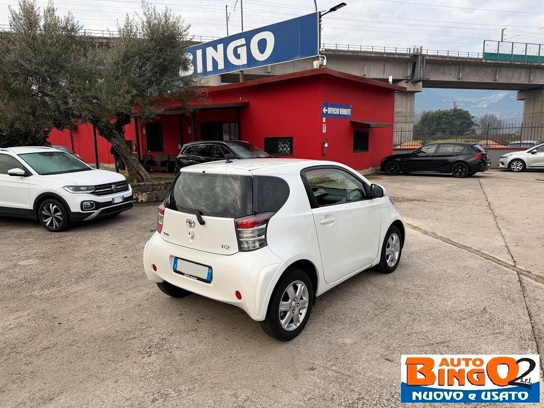 Toyota iQ 1.0 Multidrive