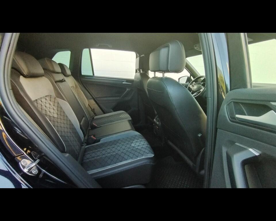 Volkswagen Tiguan 2.0 TDI SCR R-Line DSG