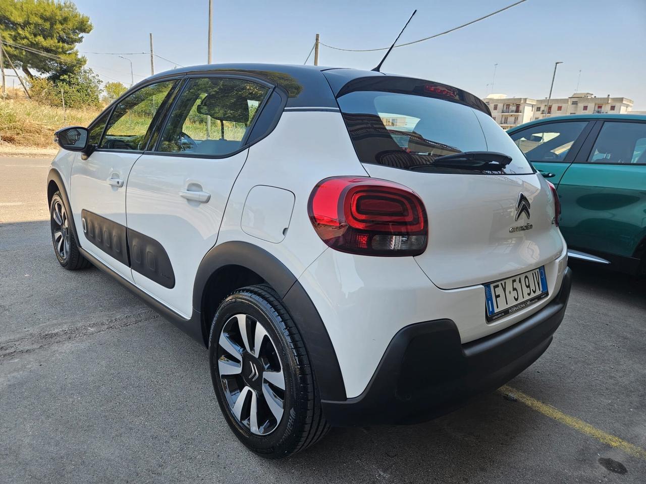 Citroen C3 1.2 benzina 61kw SHINE 2019