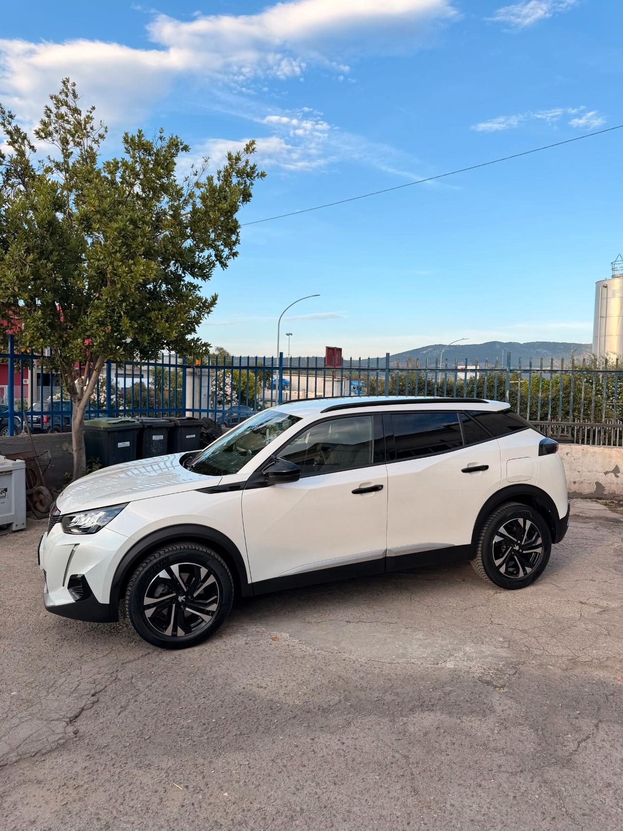Peugeot 2008 BlueHDi 130 S&S EAT8 Allure Pack