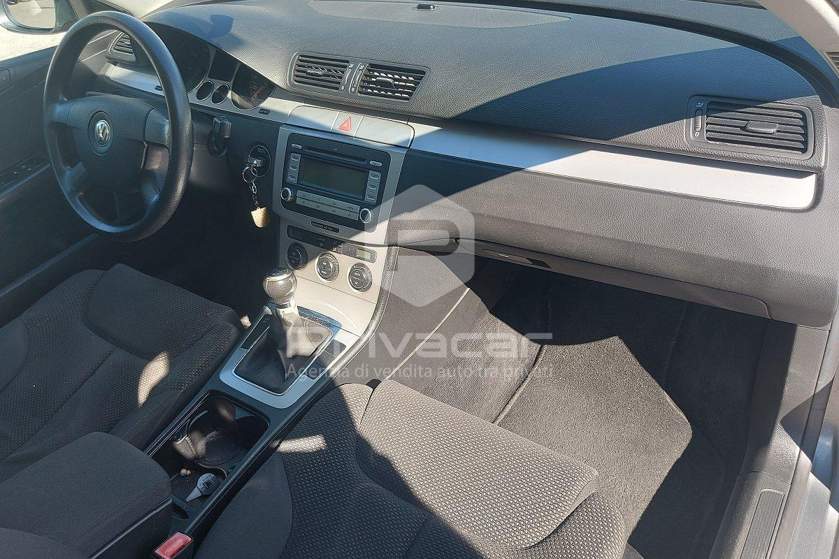 VOLKSWAGEN Passat 1.9 TDI/105CV DPF Var. Comf.