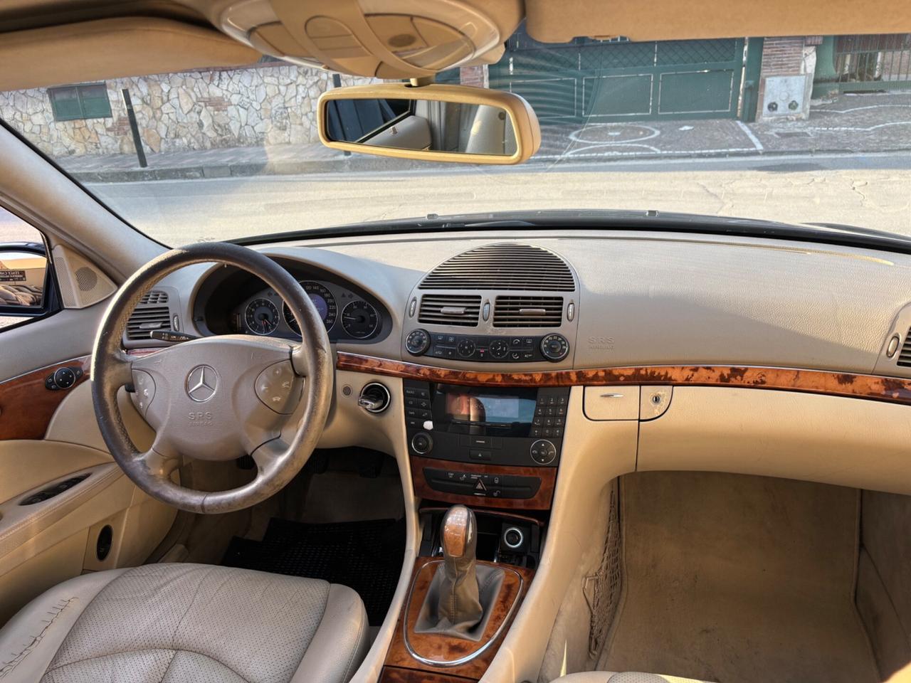 Mercedes-benz E 220 200 CDI cat Classic