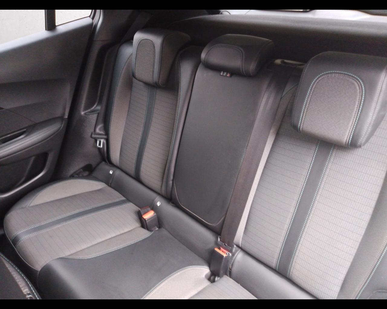 PEUGEOT 2008 2ª serie - 2008 BlueHDi 110 S&S Allure Pack