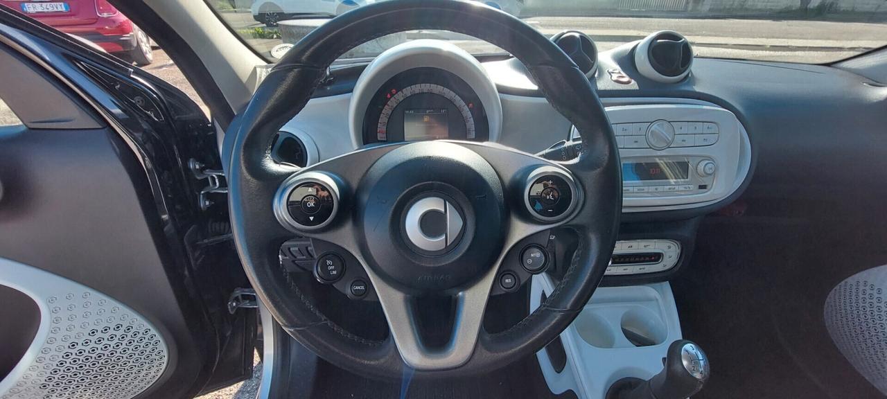 SMART FORFOUR 1,0 BENZINA 70 CV X NEOPATENTATI DOPPIO TETTO IMPECCABILE GOMME NUOVE