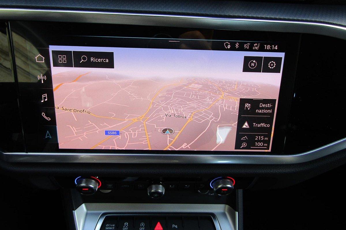 AUDI Q3 SPB 35 TFSI S tronic Business Plus
