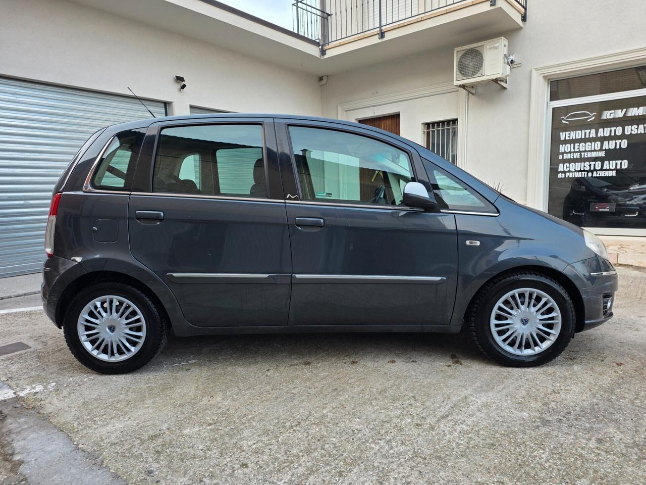 Lancia MUSA 1.4 16V EURO 5 S&S Platino