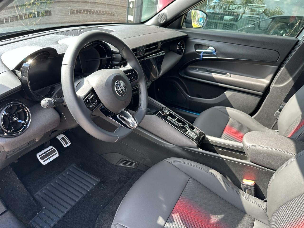 Alfa Romeo Junior 1.2 145 CV Hybrid eDCT6 Speciale