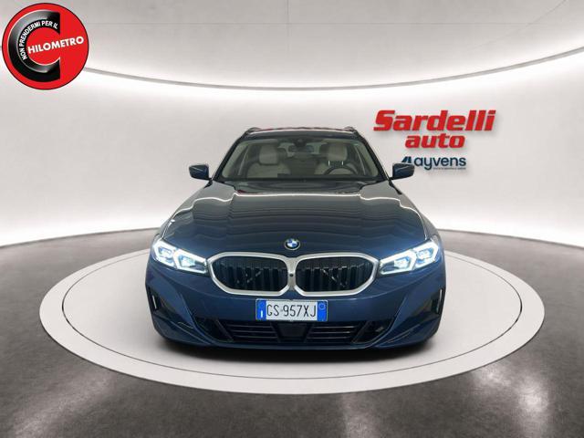 BMW 330 i xDrive Touring