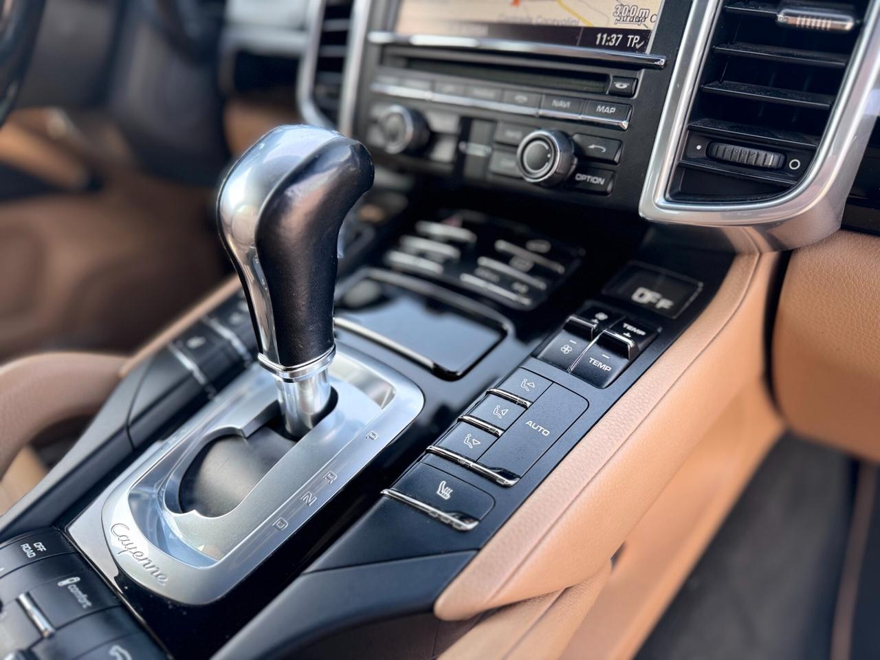 Porsche Cayenne 3.0 Diesel 245CV Platinum Edition