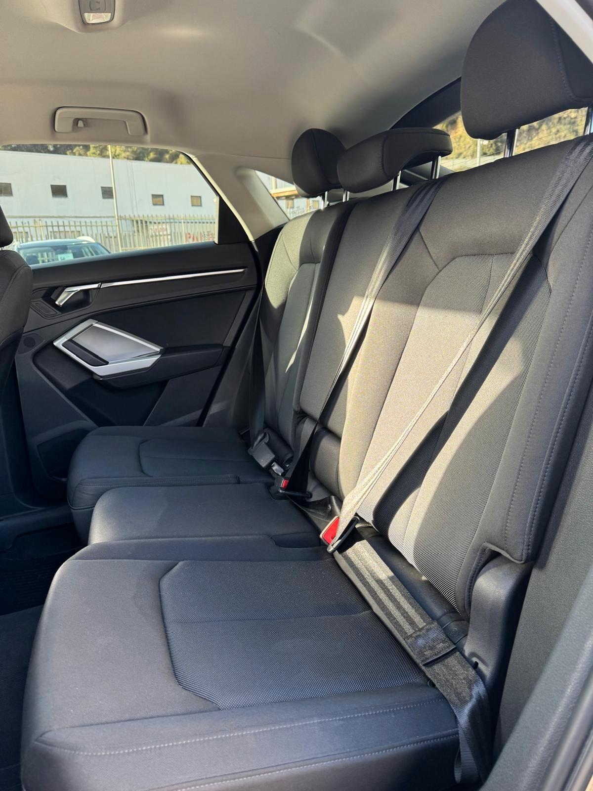 Audi Q3 35 TDI S tronic Business Plus "IN ARRIVO"