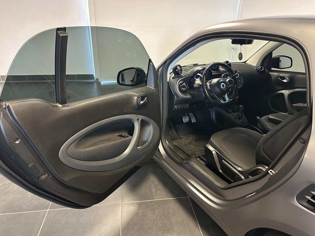 SMART FORTWO 0.9T ALL.BRABUS 90CV AUTOMATICA PRONTA CONSEGNA