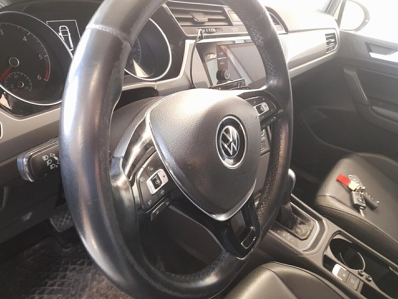 Volkswagen Touran 2.0 TDI 115 CV DSG Executive BlueMotion Technology