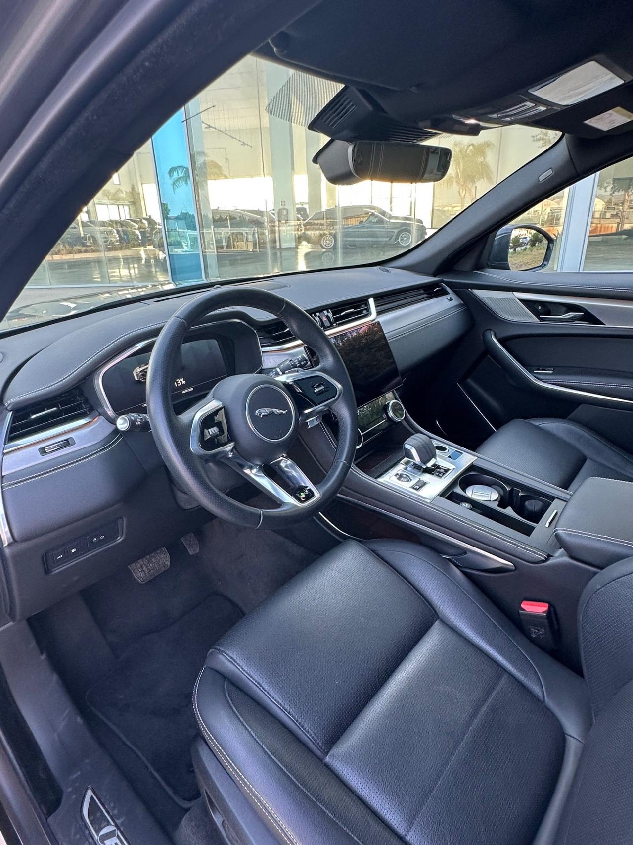 Jaguar F-Pace R-Dynamic S phev possibilità noleggio noscoring