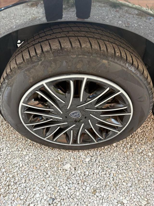 LANCIA Ypsilon 1.0 FireFly 5 porte S&S Hybrid Gold Plus