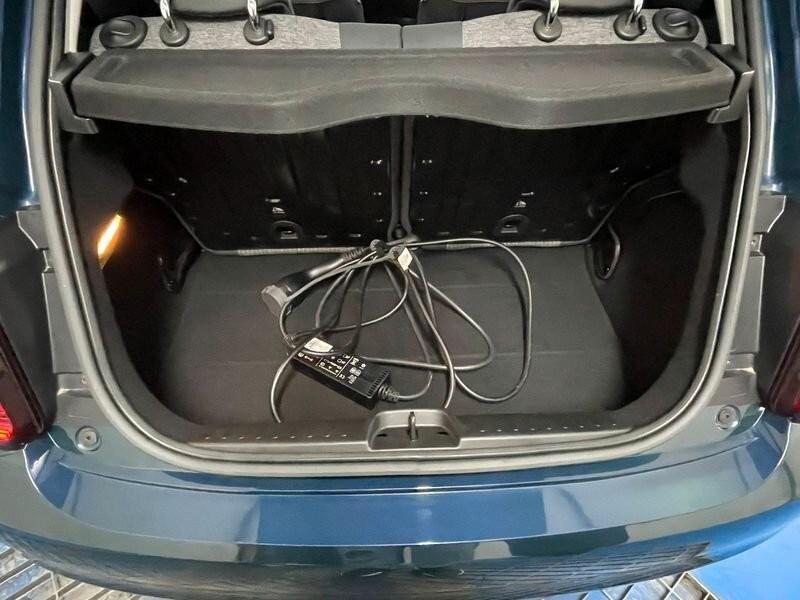 Fiat 500 500e Berlina 42 kWh La Prima