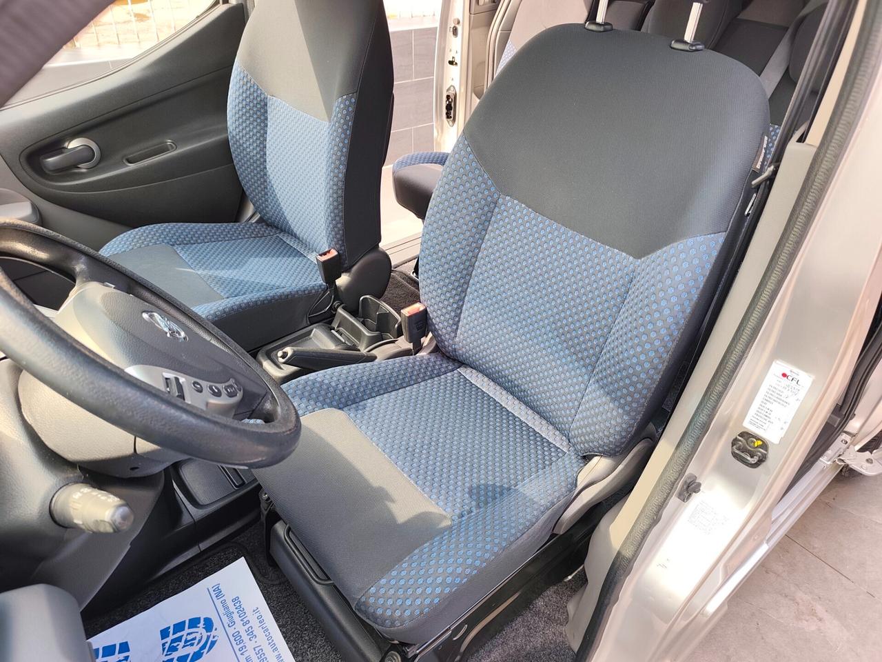 Nissan NV200 evalia 1.5 dCi 7 POSTI