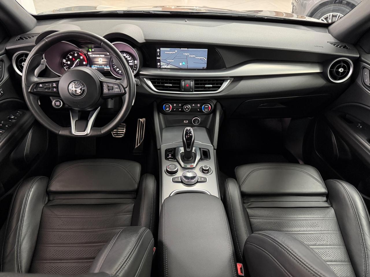 Alfa Romeo Stelvio 2.2 TD SEDILI SPORTIVI VELOCE AT8 Q4 KIT DISTRIBUZIONE ESEGUITO E VOLANTE RISCALDATI MEMORIE