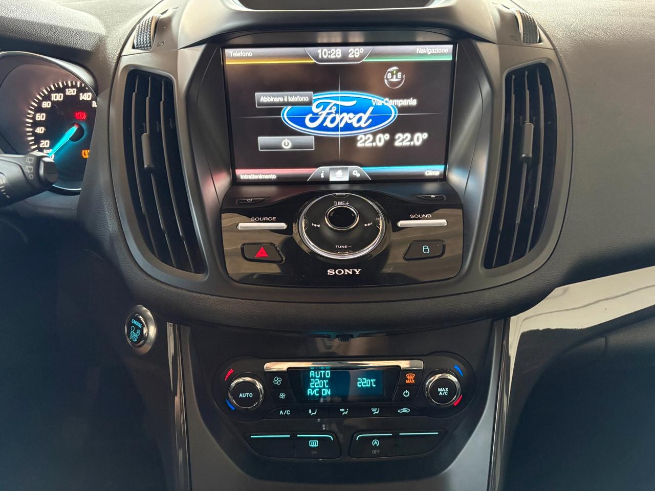 Ford Kuga 2.0 TDCI 150 CV 4WD 4x4 Cambio MANUALE