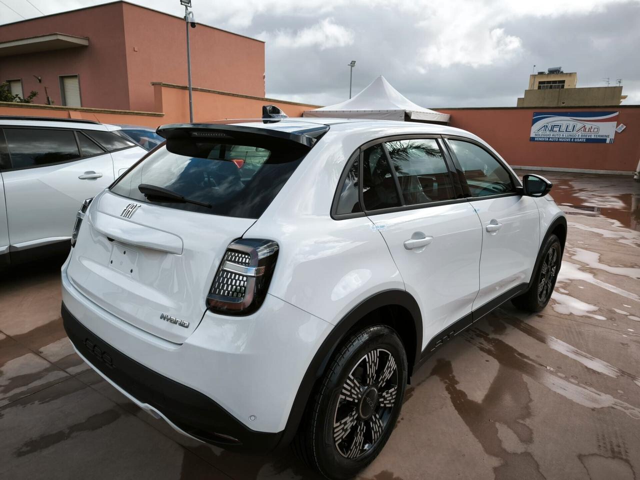 Fiat 600 Hybrid 110 CV DCT MHEV Serie Speciale Icon