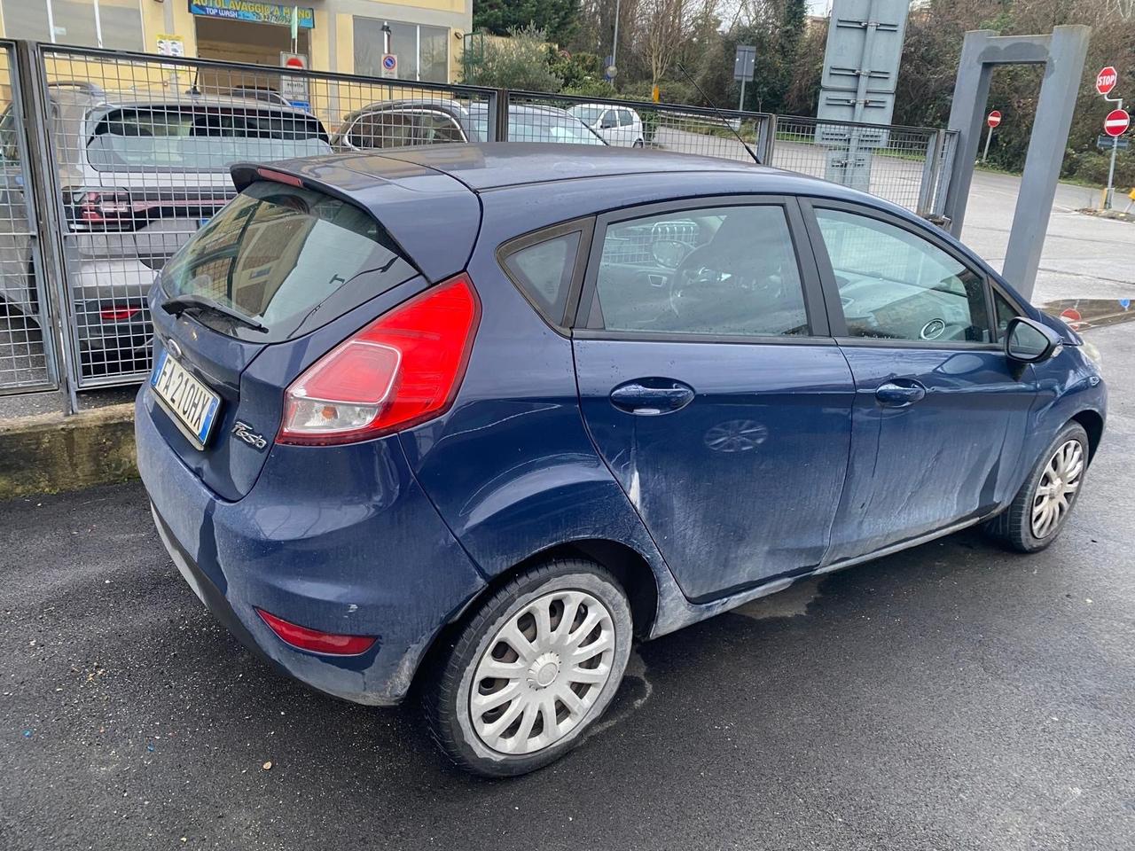 Ford Fiesta 1.5 TDCi 75CV 5 porte Titanium