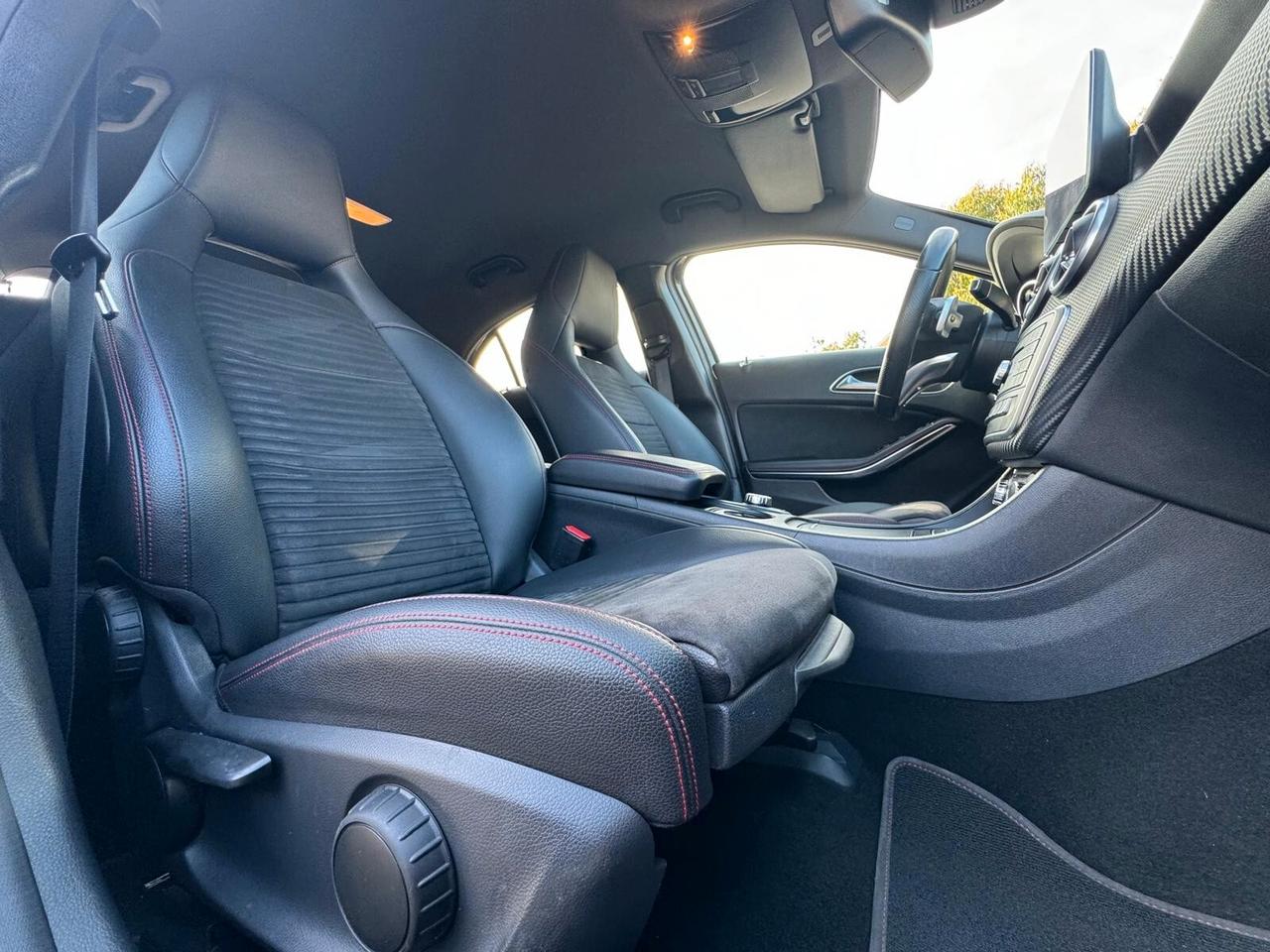 MERCEDES- BENZ A 180 d AUTOMATIC PREMIUM