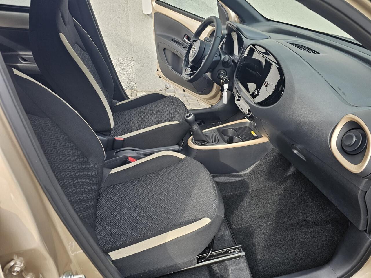 Toyota Aygo X 1.0 VVT-i 72 CV 5 porte Trend