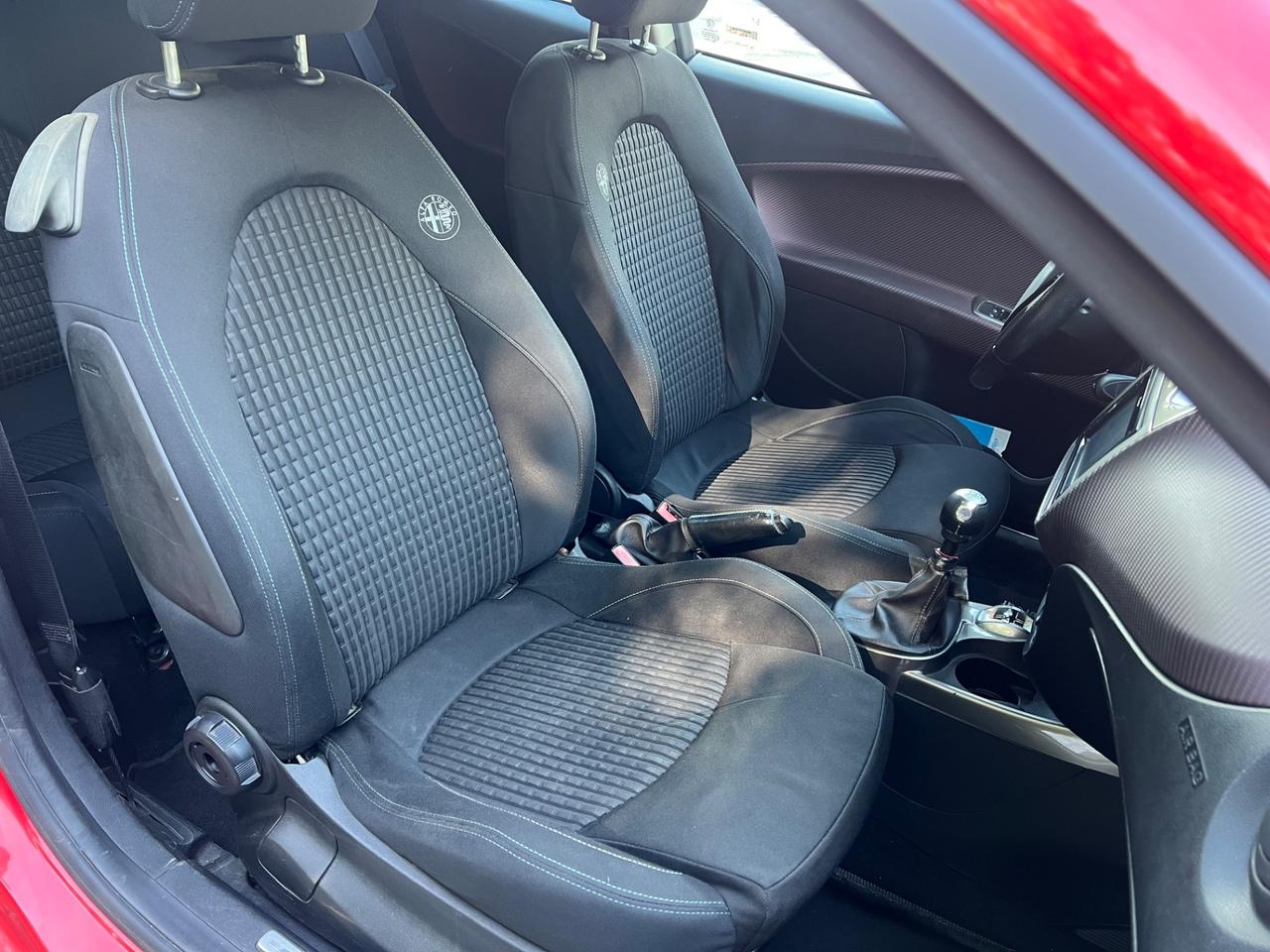 Alfa Romeo MiTo 1.4 T 155 CV Distinctive Premium Pack