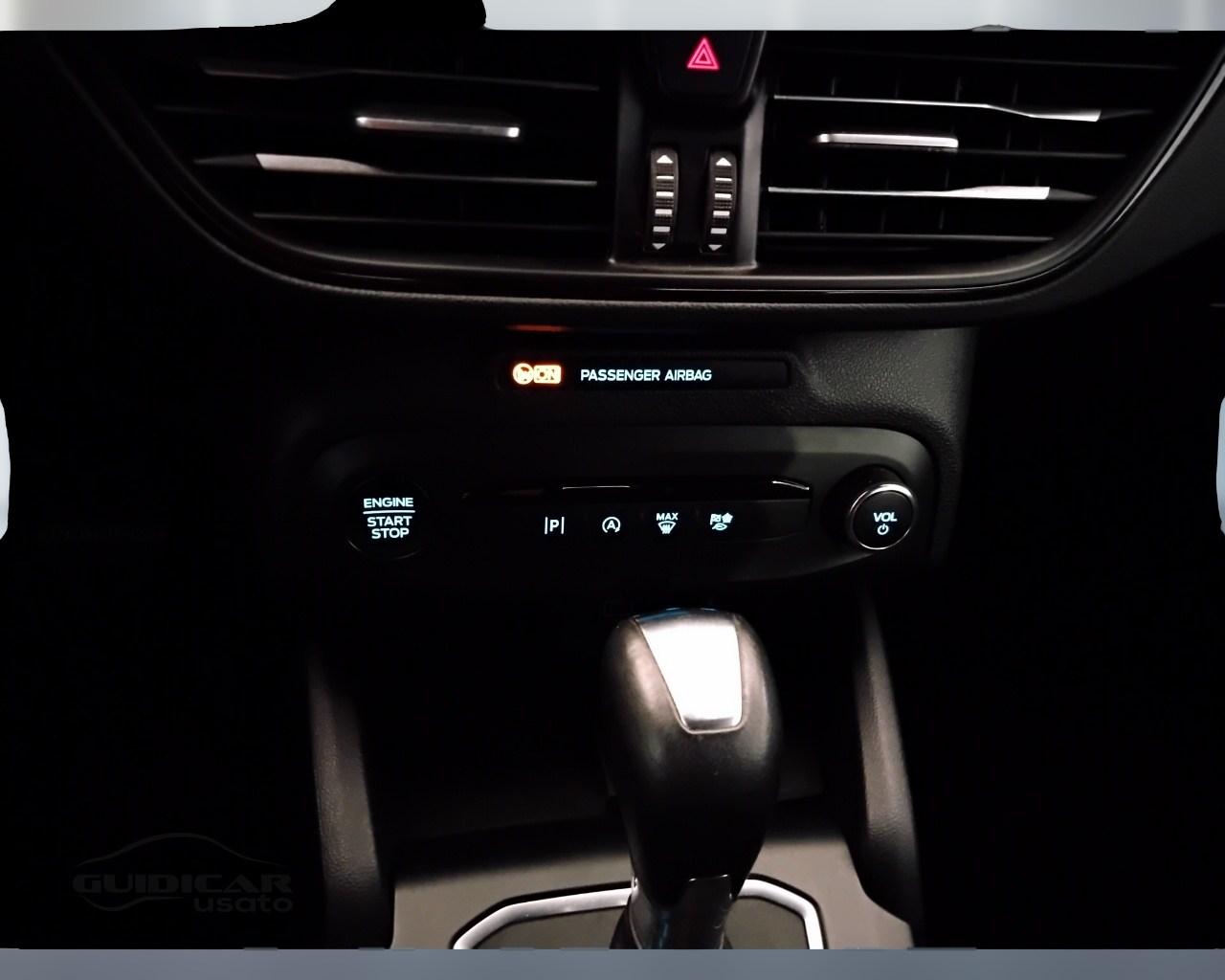 FORD Focus V 2022 - Focus 1.0t ecoboost h ST-Line 155cv powershift