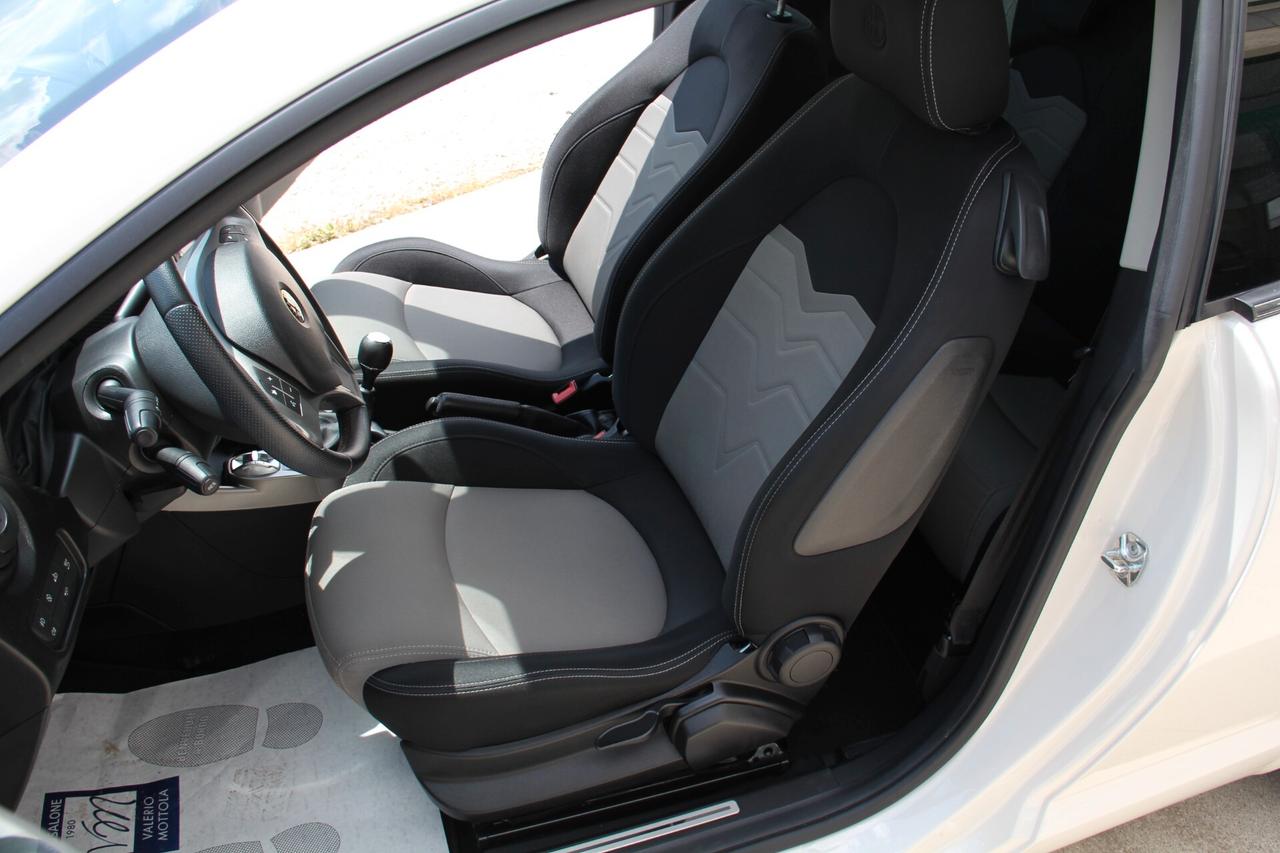 Alfa Romeo MiTo 1.3 JTDm 85 CV S&S Distinctive