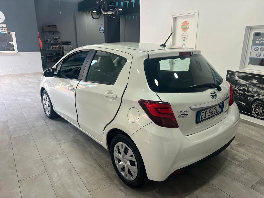 Toyota Yaris 1.5 Hybrid 5 porte Active