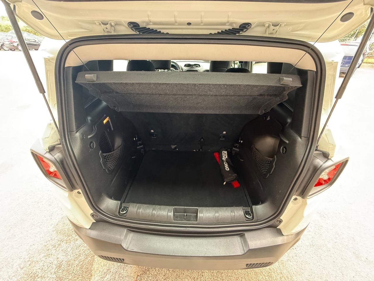 Jeep Renegade -1.0 Benzina 120 cv - Neopatentati