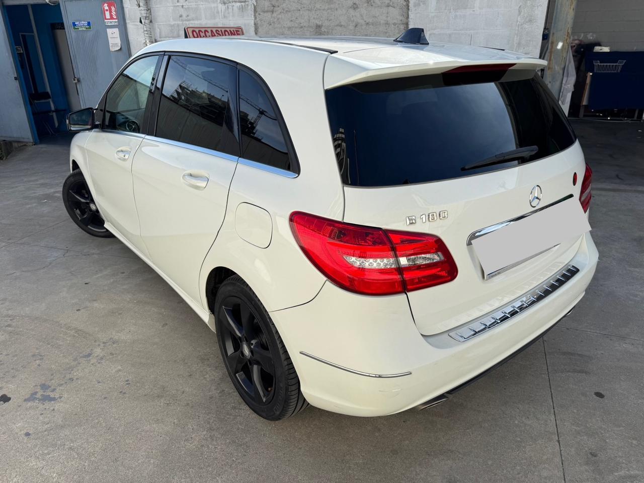Mercedes-benz B 180 B 180 Premium Edition SPORT EURO 6
