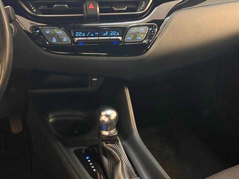Toyota C-HR 1.8 Hybrid E-CVT Business