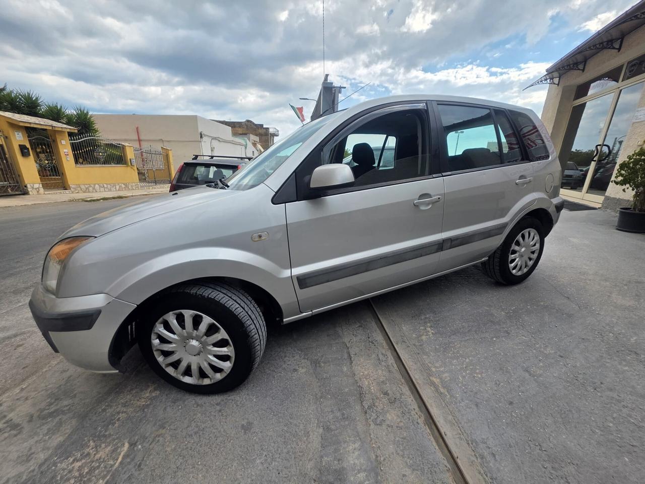 Ford Fusion 1.4 TDCi 5p. Collection
