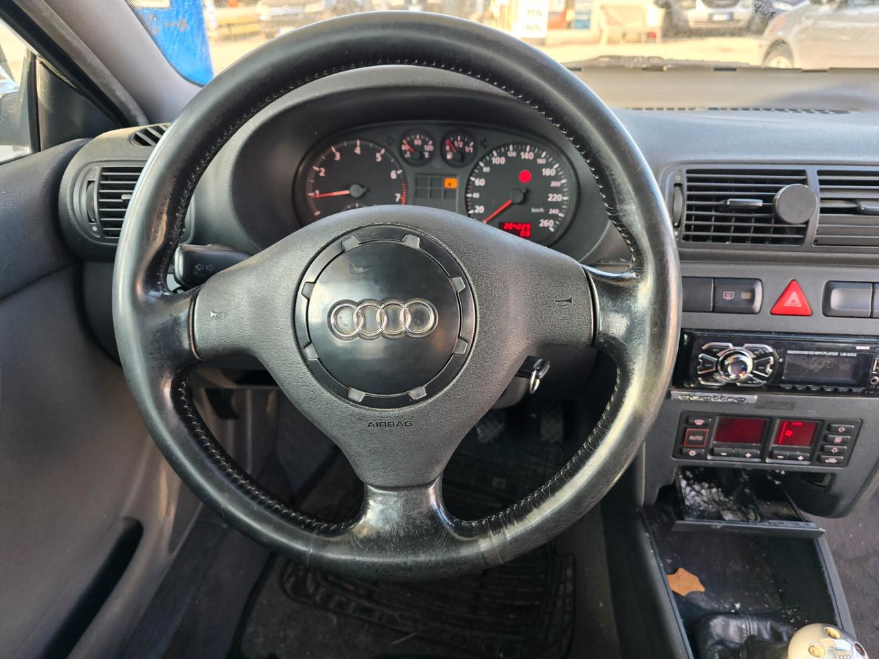 Audi A3 1.6 cat 3p. Con 284.000km