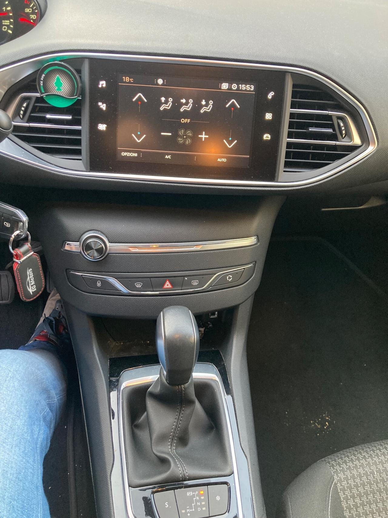 Peugeot 308 BlueHDi 120 S&S SW Business