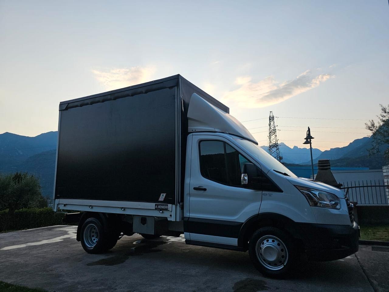 Ford Transit 350 2.0TDCi EcoBlue 130CV PM CENTINATO RUOTE GEMELLATE