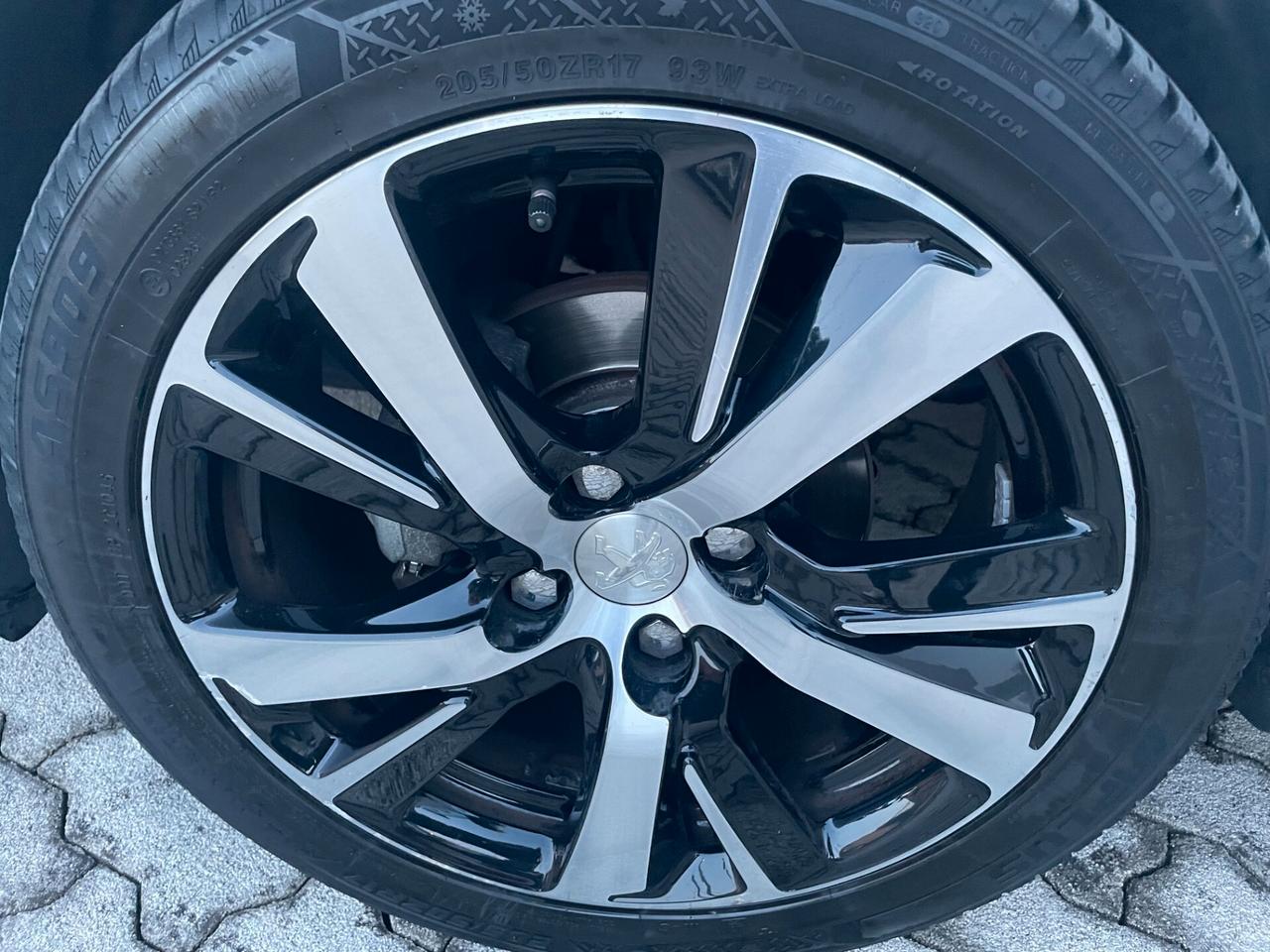 Peugeot 2008 1.6 e-HDi 92 CV Stop&Start Allure NAVI+CLIMA AUTO+PACK LUCI