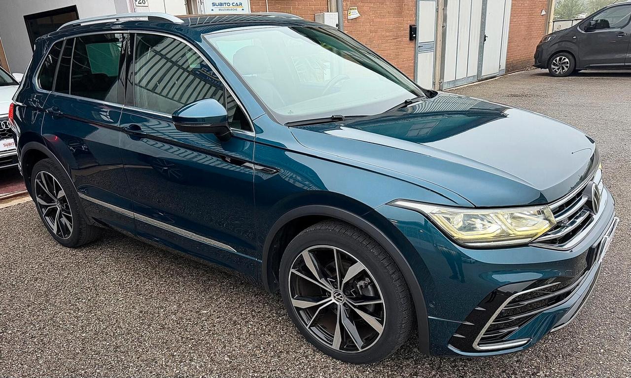 Volkswagen Tiguan 2.0 TDI 150 CV SCR DSG R-Line