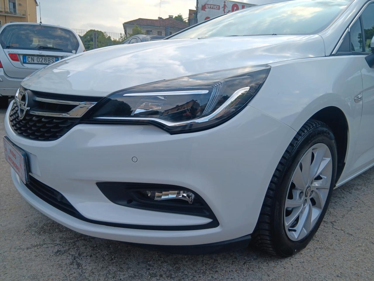 Opel Astra 1.6 CDTi 136CV Start&Stop 5 porte Innovation