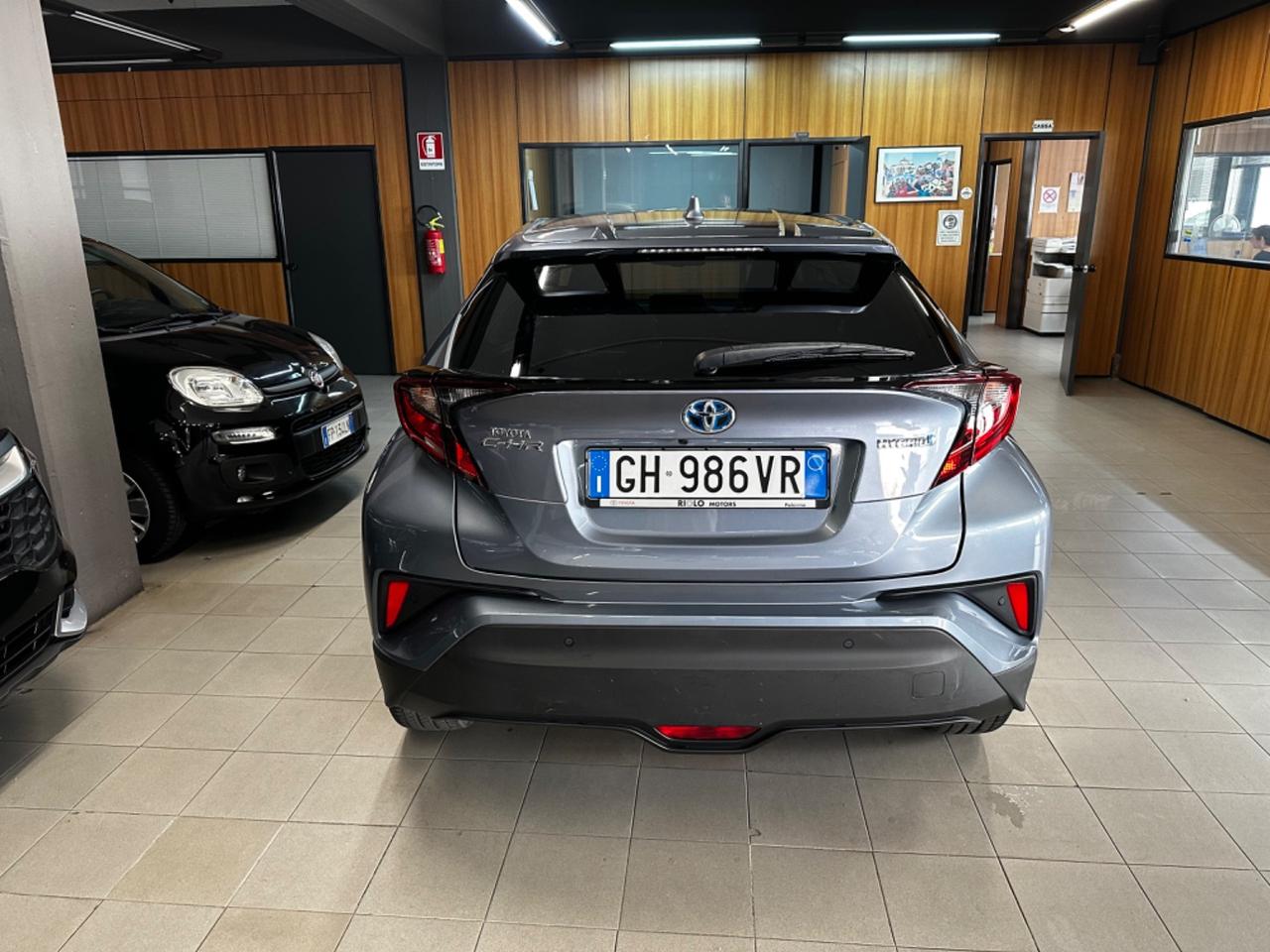 Toyota C-HR 1.8 Hybrid E-CVT Lounge