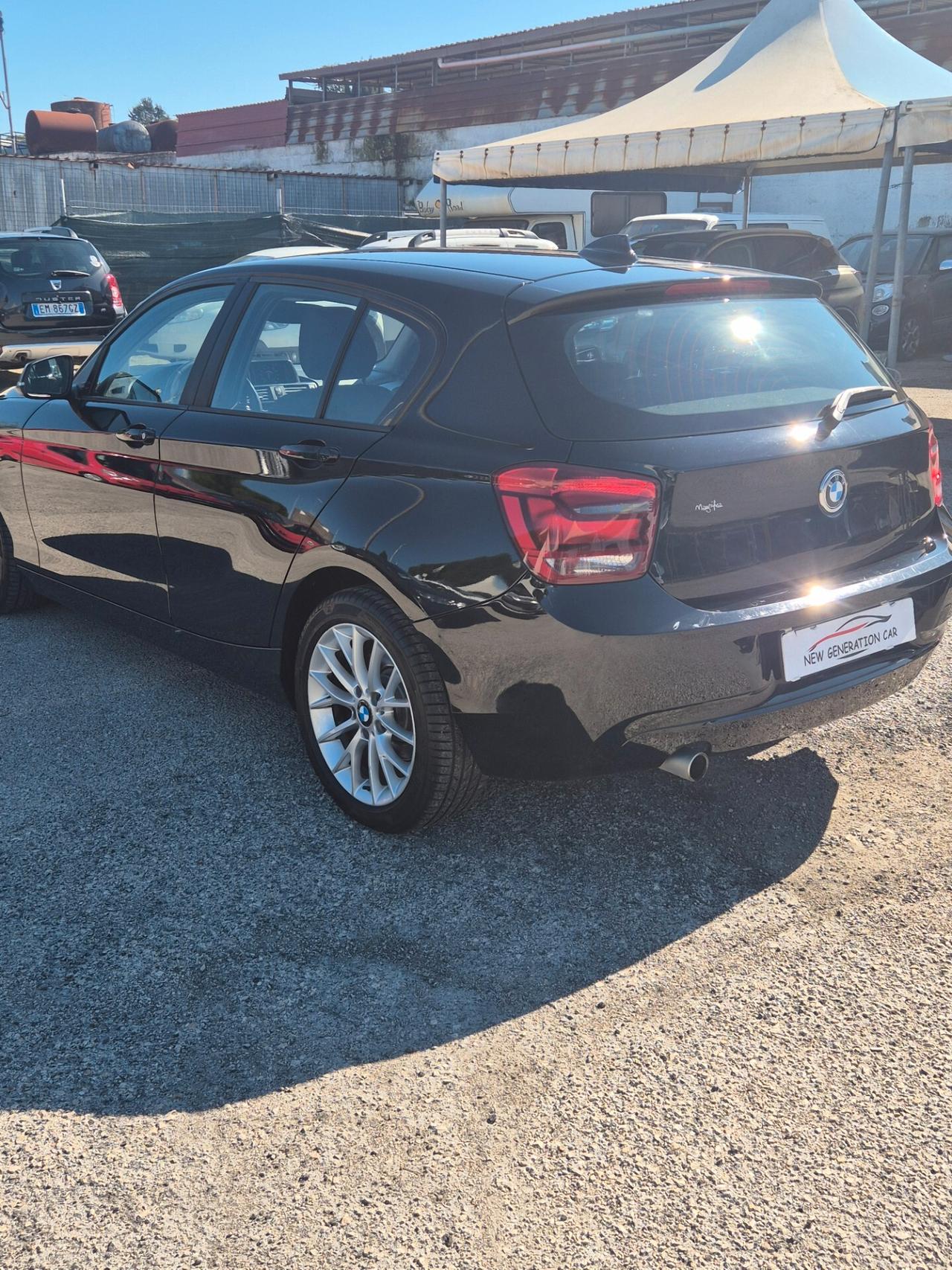 Bmw 116 116d 5p. Urban