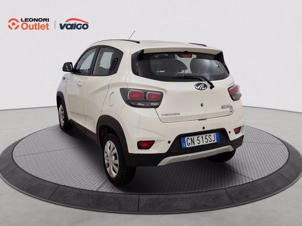 MAHINDRA Kuv100 1.2 k6+ del 2023